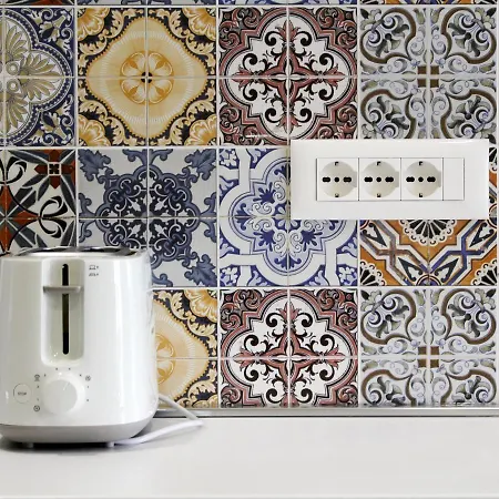 2v1 - Blloku Ls Τίρανα