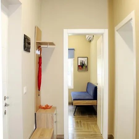 2v1 - Blloku Ls Тирана