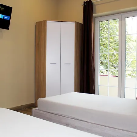 2v1 - Blloku Ls Апартаменты Тирана