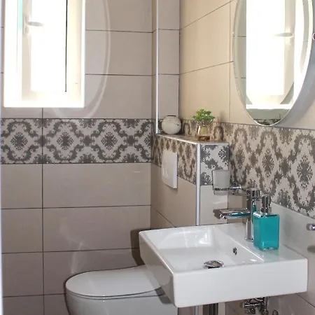 2v1 - Blloku Ls Appartement