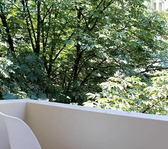 2v1 - Blloku Ls Tirana